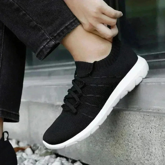 Women's PromArder Women's Walking Shoes Slip On Black Runners - Size  8.5 - Picture 9 of 9